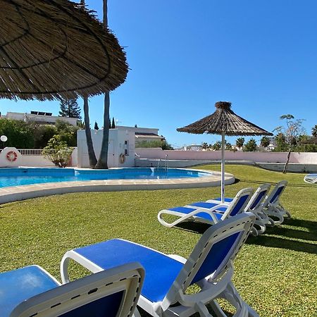 Paraiso Blanco 16A Apartments Casasol Nerja Oda fotoğraf